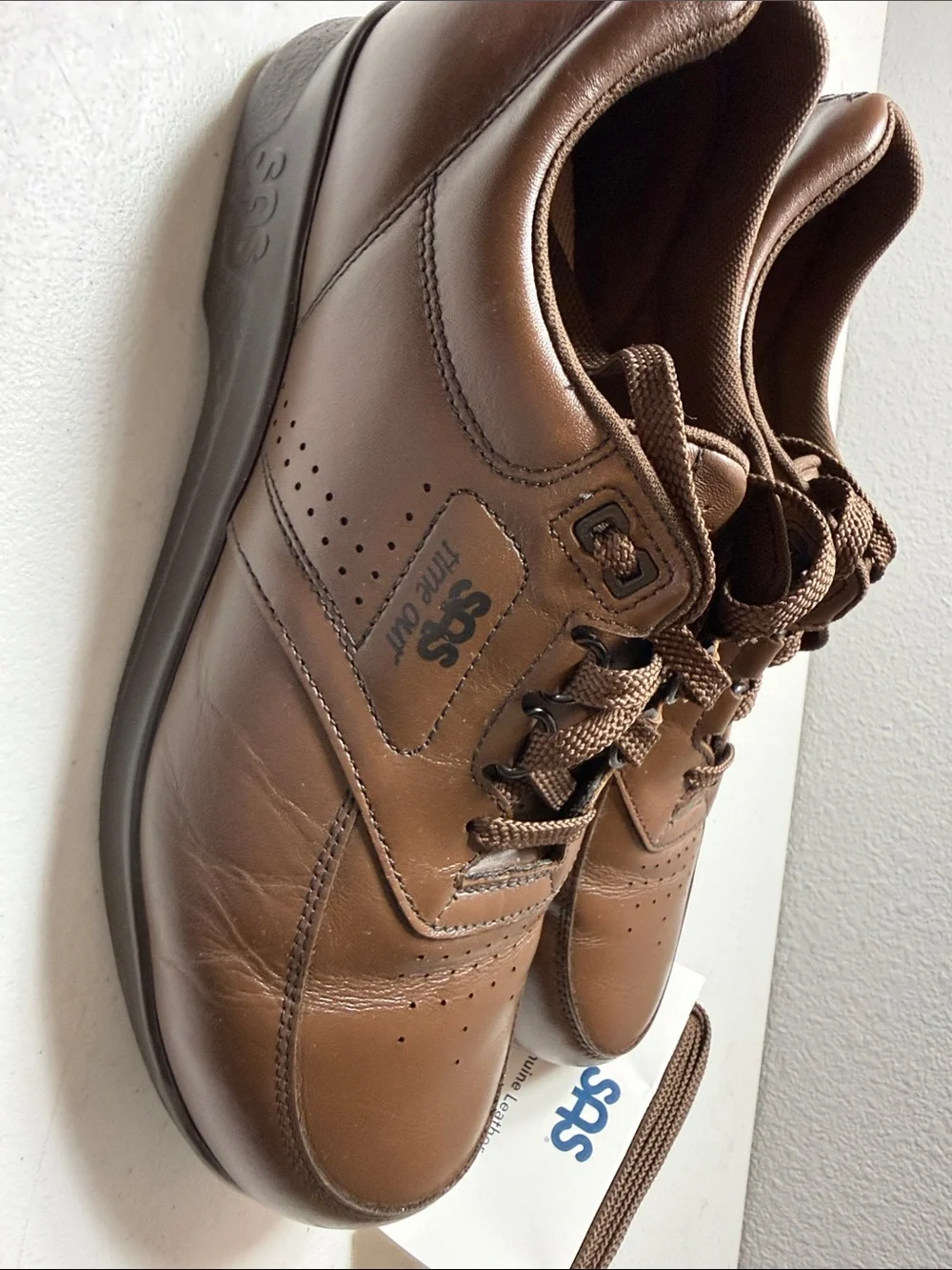 SAS leather lace